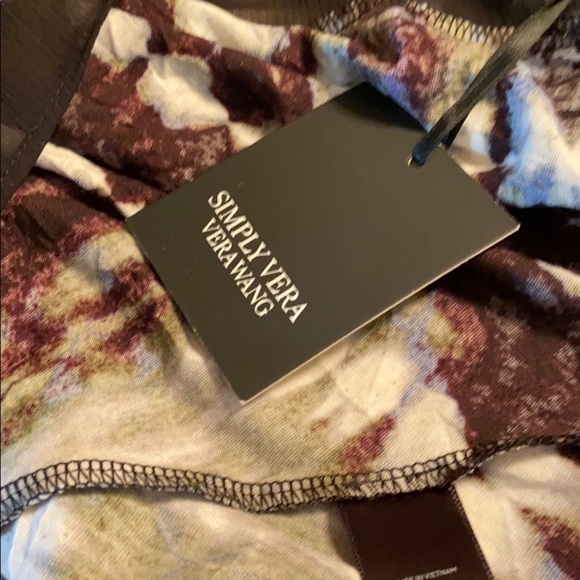 Simply Vera Vera Wang Crinkle Tee - Picture 8 of 8